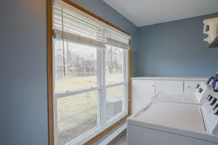 1935 Larchmont Rd, Hoffman Estates, IL 60169 - Photo 24