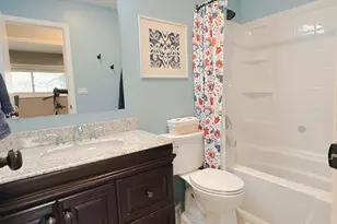 1935 Larchmont Rd, Hoffman Estates, IL 60169 - Photo 16