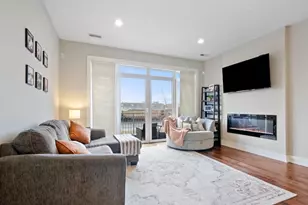 1429 W 16th St, Chicago, IL 60608 - Photo 8