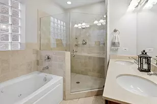 1539 W Montana St, Chicago, IL 60614 - Photo 12