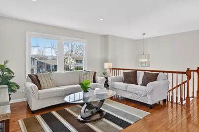 1293 W Oakmont Road, Hoffman Estates, IL 60169 - Photo 4