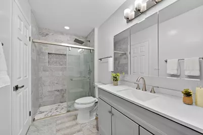 1293 W Oakmont Road, Hoffman Estates, IL 60169 - Photo 20