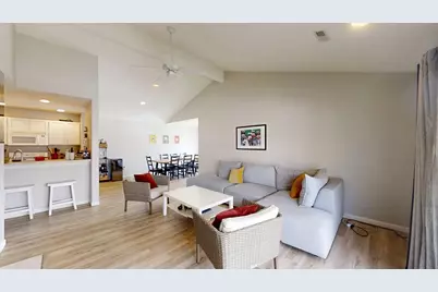 2404 Windward Boulevard #201, Champaign, IL 61821 - Photo 10