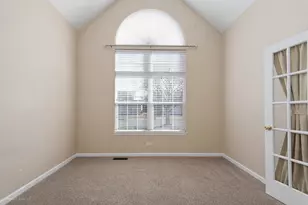 2033 Wild Indigo Ln, Yorkville, IL 60560 - Photo 4