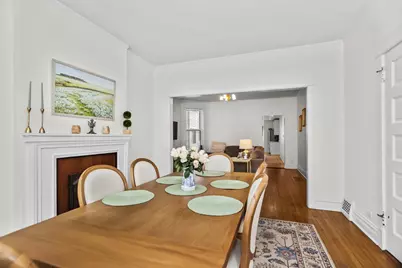 3732 N Racine Avenue, Chicago, IL 60613 - Photo 2