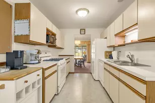 13740 S Magnolia Dr, Plainfield, IL 60544 - Photo 12