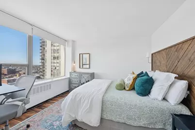 1355 N Sandburg Terrace #2103, Chicago, IL 60610 - Photo 6