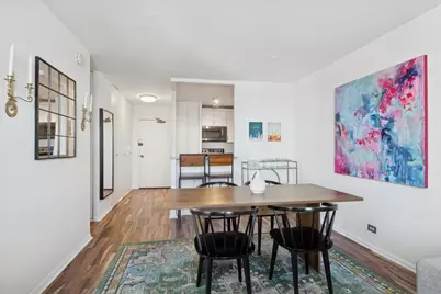 1355 N Sandburg Terrace #2103, Chicago, IL 60610 - Photo 4