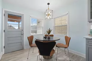 6041 W Gunnison St, Chicago, IL 60630 - Photo 8