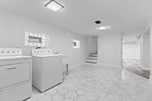 6041 W Gunnison St, Chicago, IL 60630 - Photo 28