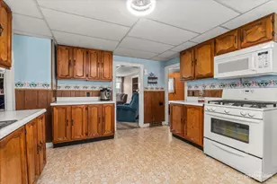 2 N Van Buren St, Newark, IL 60541 - Photo 10