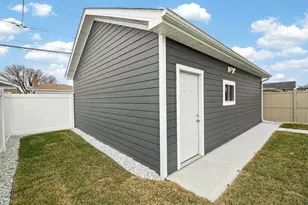 5819 S Newcastle Ave, Chicago, IL 60638 - Photo 36