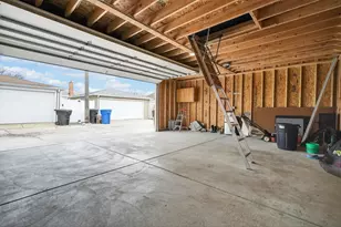 5819 S Newcastle Ave, Chicago, IL 60638 - Photo 4