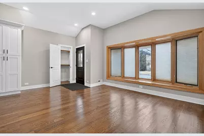 5819 S Newcastle Avenue, Chicago, IL 60638 - Photo 8