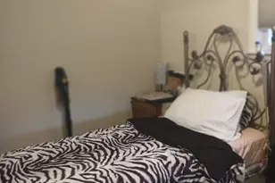 13212 W Playfield Dr, Crestwood, IL 60418 - Photo 8