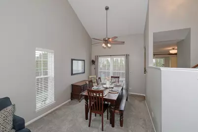 2953 Deerpath Court, Carpentersville, IL 60110 - Photo 18