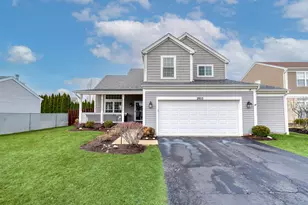 2953 Deerpath Ct, Carpentersville, IL 60110 - Photo 1