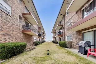 22 N Pistakee Lake Rd, Fox Lake, IL 60020 - Photo 20