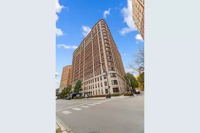 3750 N Lake Shore Drive #3G, Chicago, IL 60613 - Photo 2