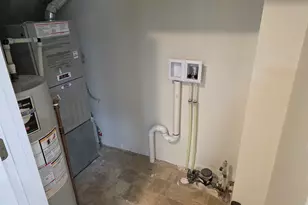 1804 Ave K, Sterling, IL 61081 - Photo 6