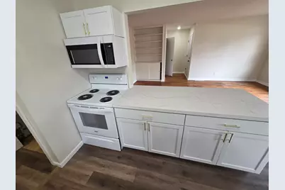 1804 Ave K, Sterling, IL 61081 - Photo 8