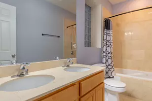 1345 W Fillmore St, Chicago, IL 60607 - Photo 32