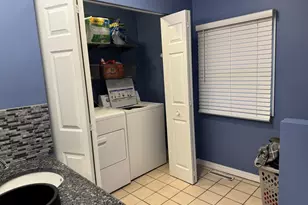 529 Christie St, Ottawa, IL 61350 - Photo 10