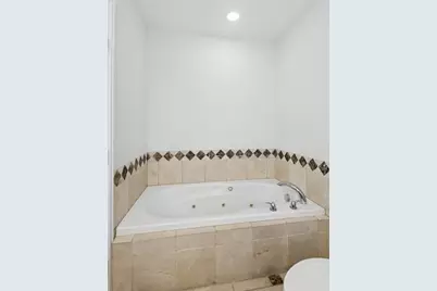 5540 N Glenwood Avenue #2S, Chicago, IL 60640 - Photo 18