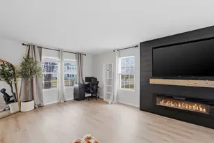 [Address not provided], Crest Hill, IL 60403 - Photo 4