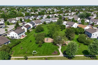 9 Crimson Court #9, Lake in the Hills, IL 60156 - Photo 28