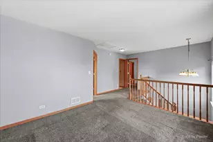 9 Crimson Ct, Lake in the Hills, IL 60156 - Photo 10