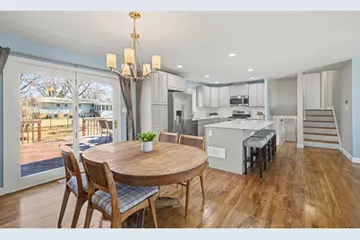 6825 Meadowcrest Drive, Downers Grove, IL 60516 - Photo 6