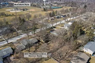 6825 Meadow Crest Dr, Downers Grove, IL 60516 - Photo 24