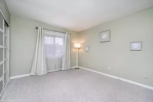 9448 Bay Colony Dr, Des Plaines, IL 60016 - Photo 10