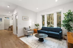 3354 N Whipple St, Chicago, IL 60618 - Photo 2