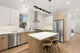 3354 N Whipple St, Chicago, IL 60618 - Photo 8