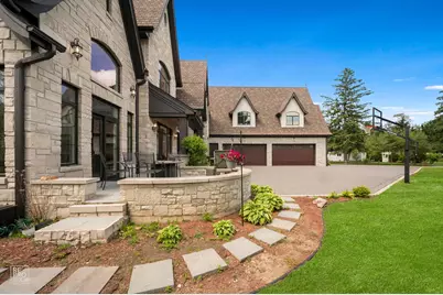 6270 S Garfield Avenue, Burr Ridge, IL 60527 - Photo 12