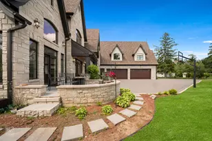 6270 S Garfield Ave, Burr Ridge, IL 60527 - Photo 12