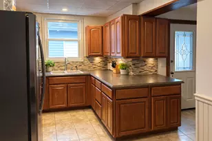 130 S Iowa Ave, Ladd, IL 61329 - Photo 6