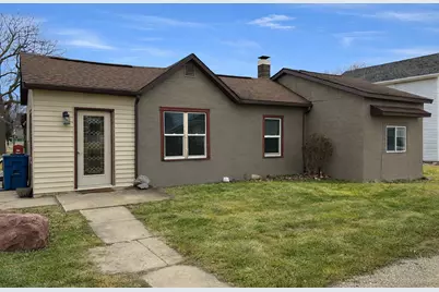 130 S Iowa Avenue, Ladd, IL 61329 - Photo 1