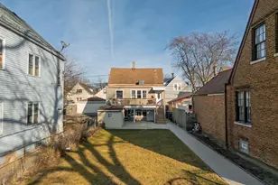 5239 S Troy St, Chicago, IL 60632 - Photo 1