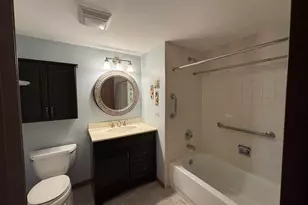 1871 Fox Run Dr, Elk Grove Village, IL 60007 - Photo 12