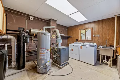 175 S Fairfield Road, Round Lake, IL 60073 - Photo 16