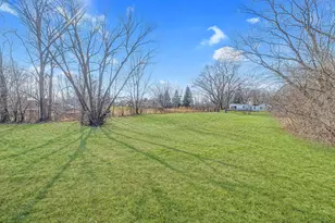 175 S Fairfield Rd, Round Lake, IL 60073 - Photo 30