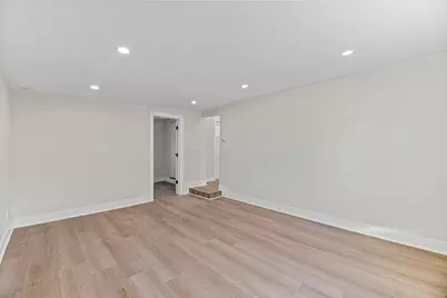 175 S Fairfield Road, Round Lake, IL 60073 - Photo 6