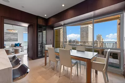 800 N Michigan Avenue #2102, Chicago, IL 60611 - Photo 10