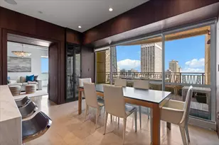 800 N Michigan Ave, Chicago, IL 60611 - Photo 10