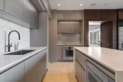 800 N Michigan Avenue #2102, Chicago, IL 60611 - Photo 12