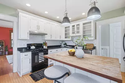 1137 Kirkwood Boulevard, Davenport, IA 52803 - Photo 14