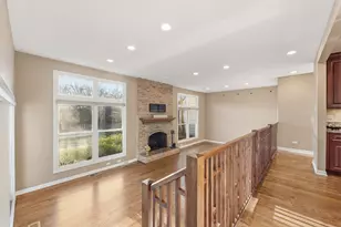 14 Timber Ln, Northbrook, IL 60062 - Photo 12